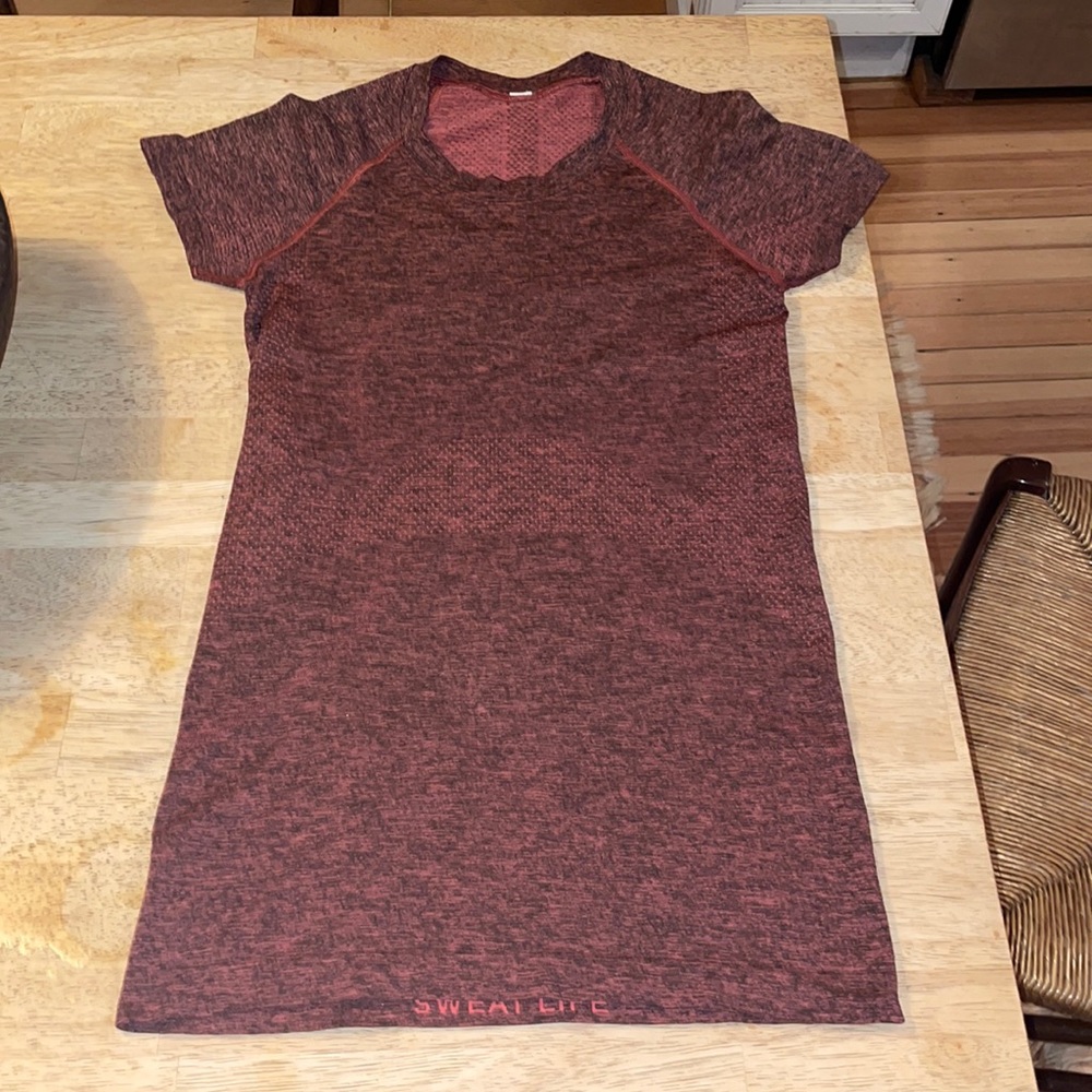 Lululemon Swiftly Tech Short Sleeve